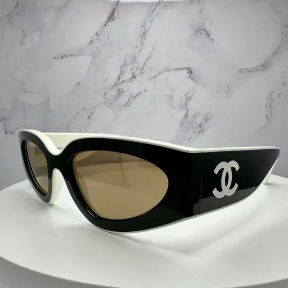 New CHANEL Sunglasses - Picture 13 of 16